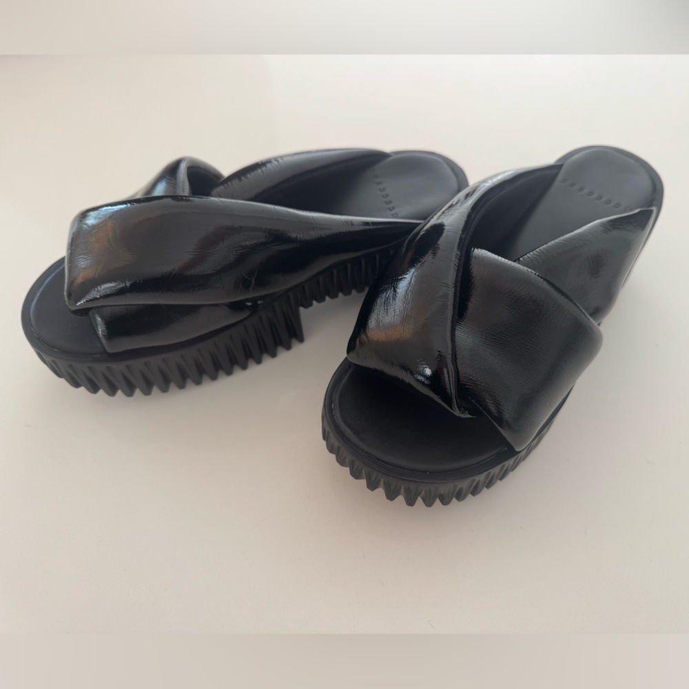 4CCCCEESS Black Women's Slide Sandals Pila Anda Shadow 38 never worn - Picture 2 of 6